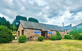 Detached One Level Stone Barn